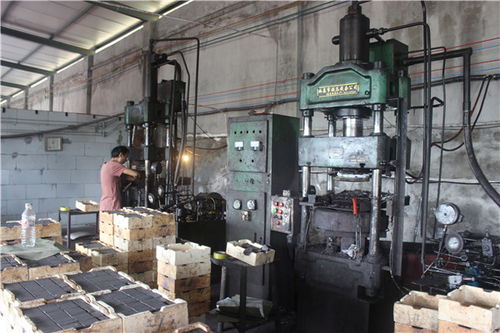 東陽市湖溪建達電子配件廠 從電機磁鐵到化妝品領域的創新拓展